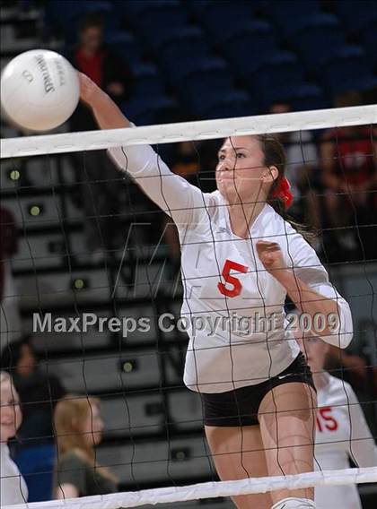 Thumbnail 2 in Sacred Heart Cathedral vs. Cathedral (CIF D3 State Final) photogallery.