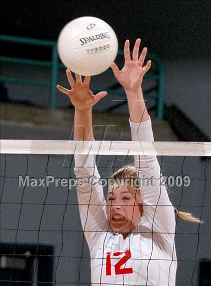 Thumbnail 2 in Sacred Heart Cathedral vs. Cathedral (CIF D3 State Final) photogallery.