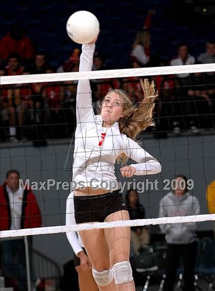 Thumbnail 1 in Sacred Heart Cathedral vs. Cathedral (CIF D3 State Final) photogallery.