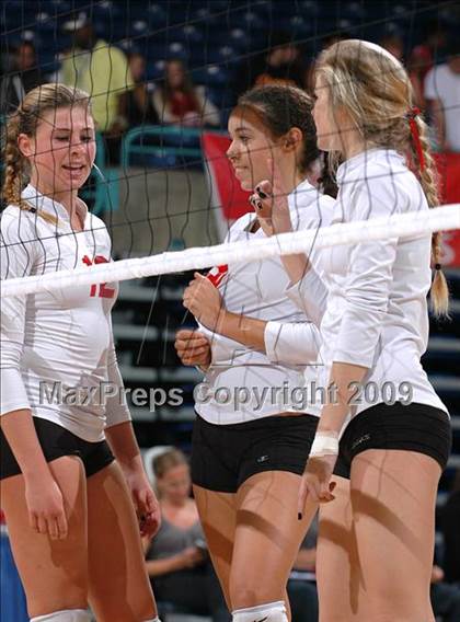 Thumbnail 2 in Sacred Heart Cathedral vs. Cathedral (CIF D3 State Final) photogallery.