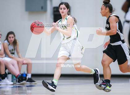 Thumbnail 2 in Millennium vs. Hilmar photogallery.