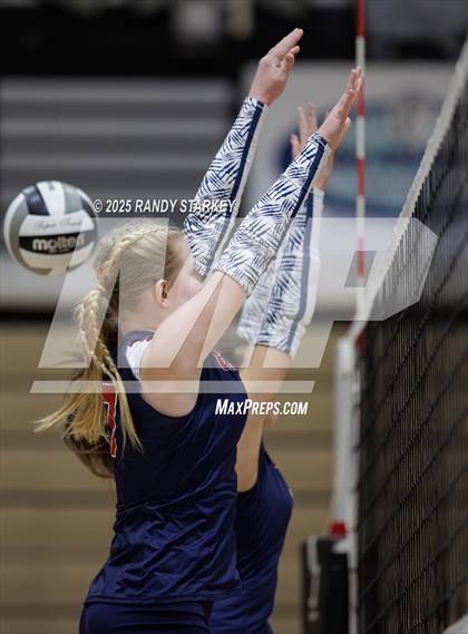 Thumbnail 2 in Estero @ Mariner photogallery.