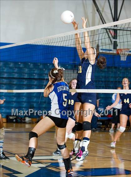 Thumbnail 3 in Pelham Memorial @ Edgemont photogallery.