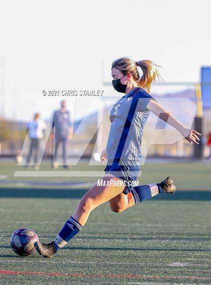 Thumbnail 2 in Cactus Shadows @ Pinnacle photogallery.