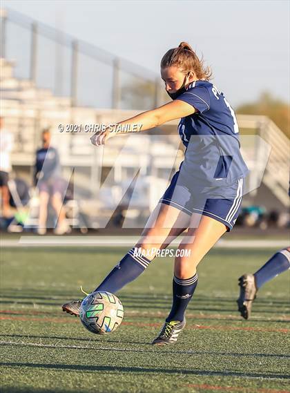 Thumbnail 2 in Cactus Shadows @ Pinnacle photogallery.