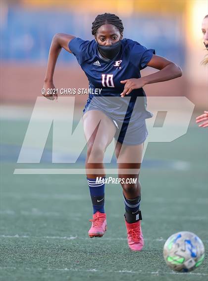 Thumbnail 2 in Cactus Shadows @ Pinnacle photogallery.