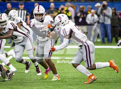 Thumbnail 2 in St. James vs. Jennings (LHSAA Class 3A Final) photogallery.