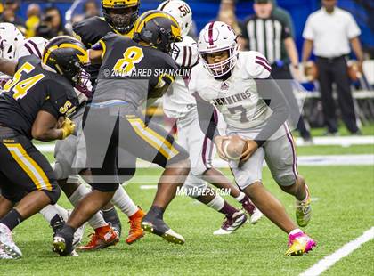 Thumbnail 3 in St. James vs. Jennings (LHSAA Class 3A Final) photogallery.