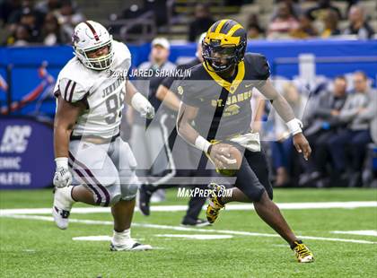 Thumbnail 2 in St. James vs. Jennings (LHSAA Class 3A Final) photogallery.