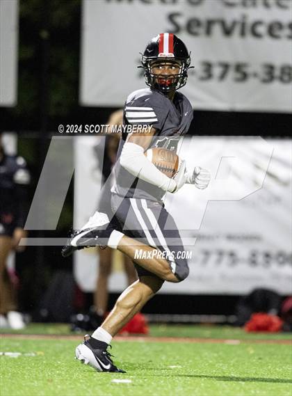 Thumbnail 2 in New Castle @ Aliquippa photogallery.