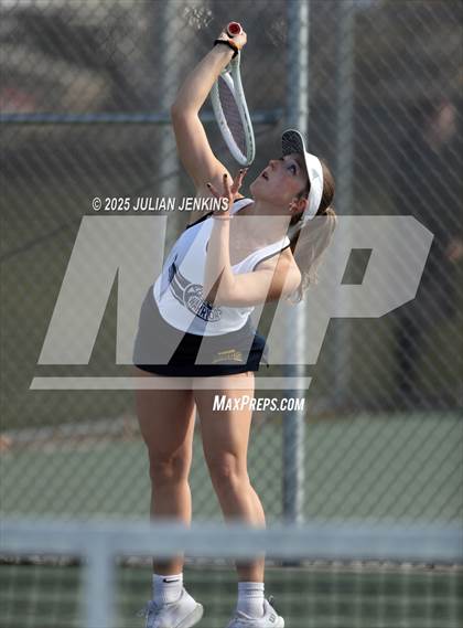 Thumbnail 2 in Borah @ Meridian photogallery.