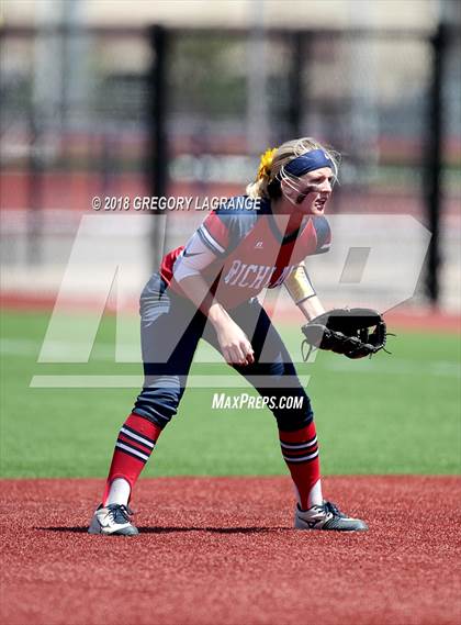 Thumbnail 2 in Richland vs V.R. Eaton Game 3 photogallery.