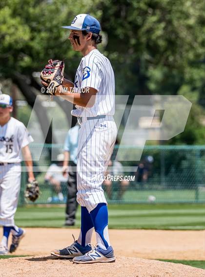 Thumbnail 1 in Wall vs Brock (UIL 3A Regional Semifinal) photogallery.