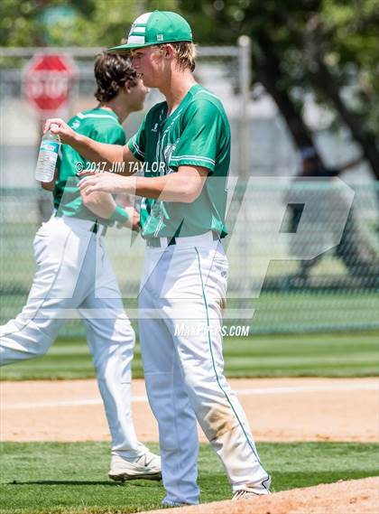 Thumbnail 1 in Wall vs Brock (UIL 3A Regional Semifinal) photogallery.