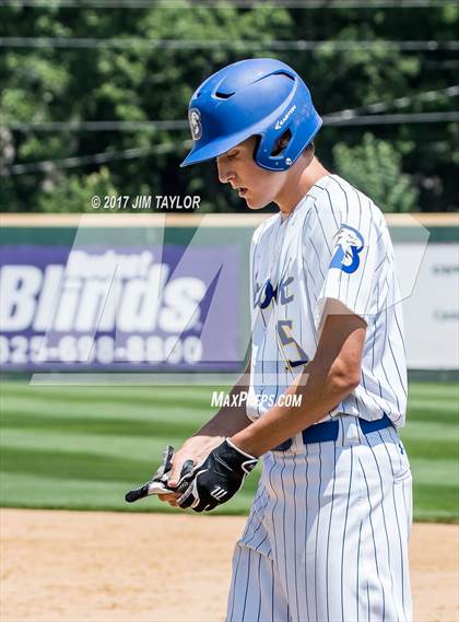 Thumbnail 2 in Wall vs Brock (UIL 3A Regional Semifinal) photogallery.