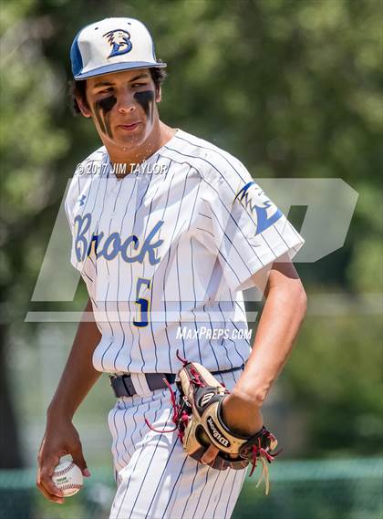 Thumbnail 1 in Wall vs Brock (UIL 3A Regional Semifinal) photogallery.