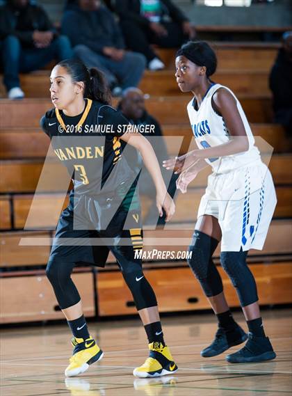 Thumbnail 2 in Vanden @ Oakland (Oakland Legends Classic) photogallery.