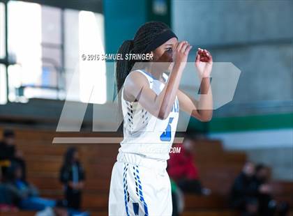 Thumbnail 1 in Vanden @ Oakland (Oakland Legends Classic) photogallery.