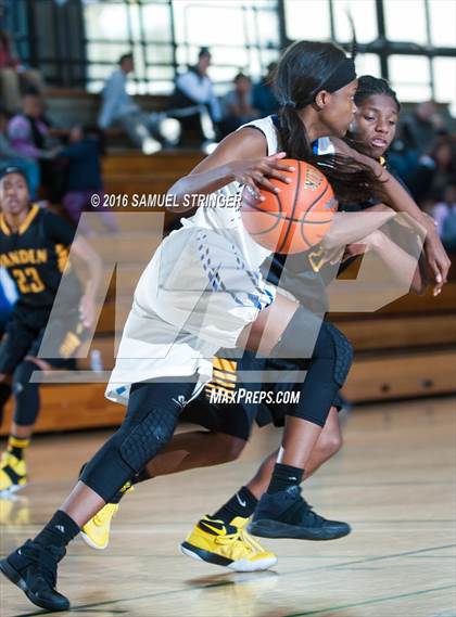 Thumbnail 3 in Vanden @ Oakland (Oakland Legends Classic) photogallery.