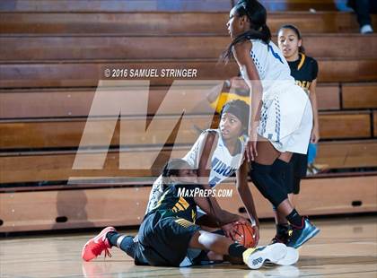 Thumbnail 3 in Vanden @ Oakland (Oakland Legends Classic) photogallery.
