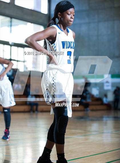 Thumbnail 3 in Vanden @ Oakland (Oakland Legends Classic) photogallery.