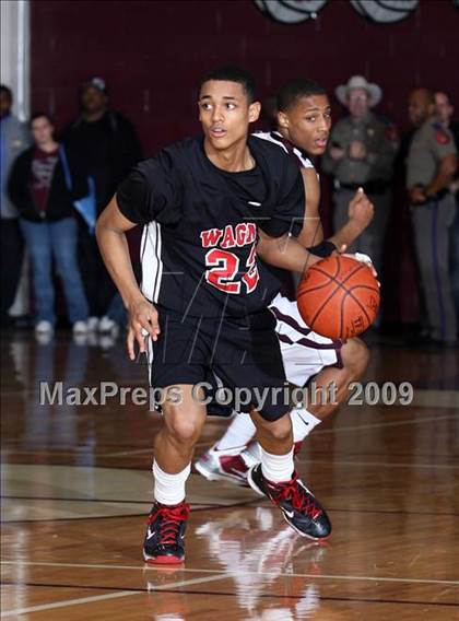 Thumbnail 3 in SA Wagner vs Sherman (Sherman Holiday Tournament) photogallery.