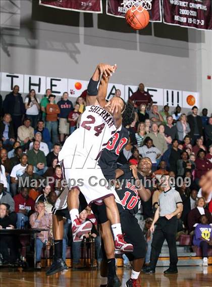 Thumbnail 3 in SA Wagner vs Sherman (Sherman Holiday Tournament) photogallery.