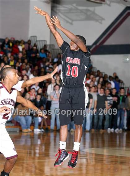 Thumbnail 1 in SA Wagner vs Sherman (Sherman Holiday Tournament) photogallery.