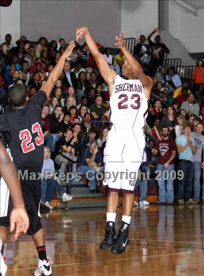 Thumbnail 2 in SA Wagner vs Sherman (Sherman Holiday Tournament) photogallery.