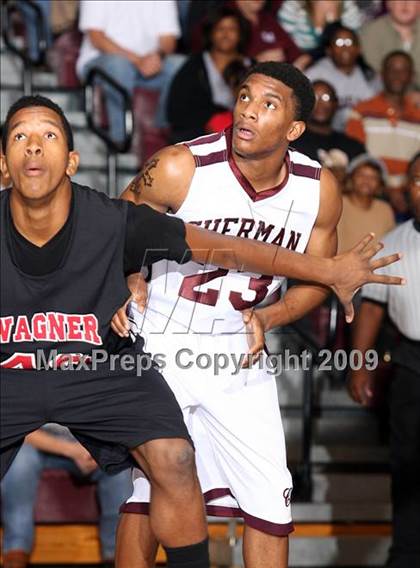 Thumbnail 1 in SA Wagner vs Sherman (Sherman Holiday Tournament) photogallery.
