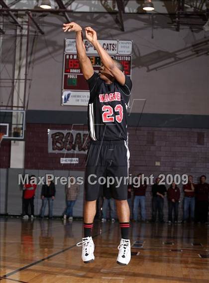 Thumbnail 2 in SA Wagner vs Sherman (Sherman Holiday Tournament) photogallery.