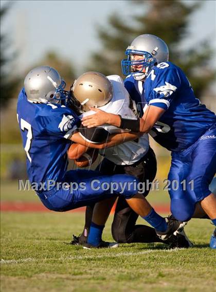 Thumbnail 3 in Enochs @ Sierra photogallery.