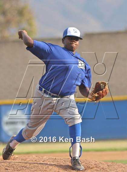 Thumbnail 2 in El Camino Real @ Camarillo (Valley Invitational Summer League) photogallery.