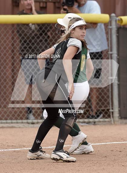 Thumbnail 3 in Brea Olinda @ Canyon photogallery.