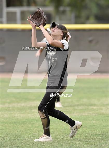 Thumbnail 2 in Brea Olinda @ Canyon photogallery.