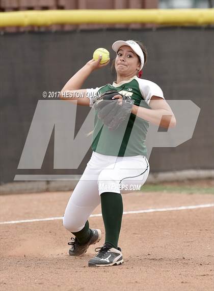 Thumbnail 3 in Brea Olinda @ Canyon photogallery.