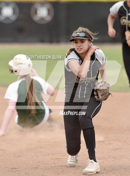 Thumbnail 1 in Brea Olinda @ Canyon photogallery.