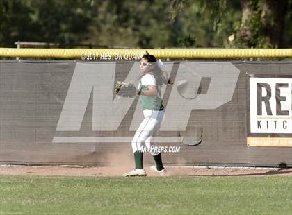 Thumbnail 1 in Brea Olinda @ Canyon photogallery.