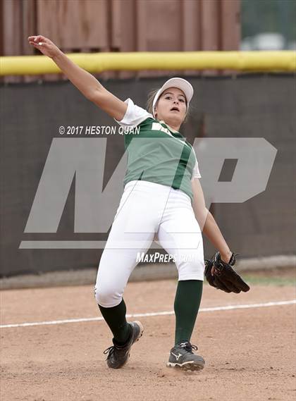 Thumbnail 3 in Brea Olinda @ Canyon photogallery.