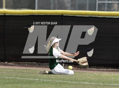 Thumbnail 1 in Brea Olinda @ Canyon photogallery.