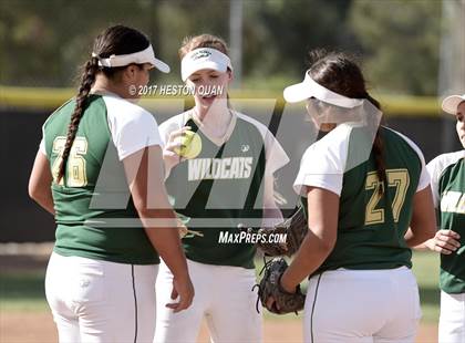 Thumbnail 1 in Brea Olinda @ Canyon photogallery.