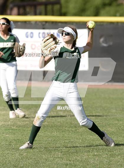 Thumbnail 3 in Brea Olinda @ Canyon photogallery.