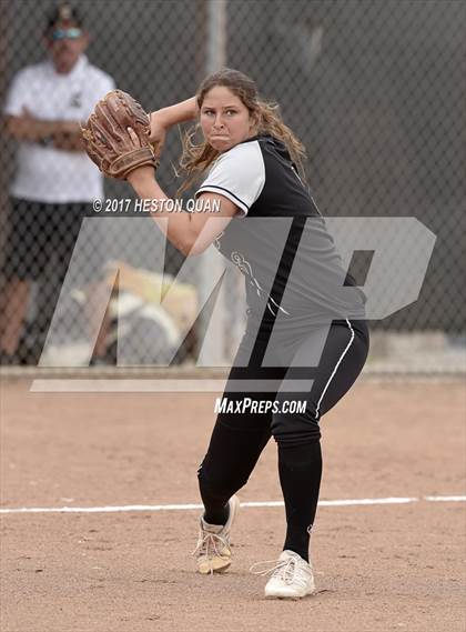 Thumbnail 3 in Brea Olinda @ Canyon photogallery.