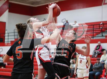 Thumbnail 3 in Amanda-Clearcreek @ Logan Elm photogallery.
