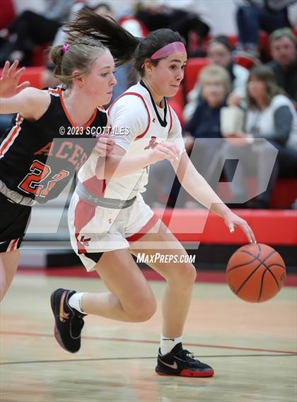 Thumbnail 2 in Amanda-Clearcreek @ Logan Elm photogallery.