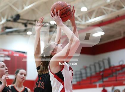 Thumbnail 2 in Amanda-Clearcreek @ Logan Elm photogallery.