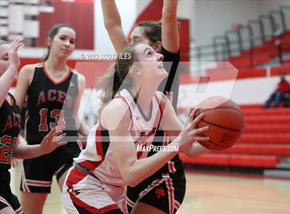 Thumbnail 1 in Amanda-Clearcreek @ Logan Elm photogallery.