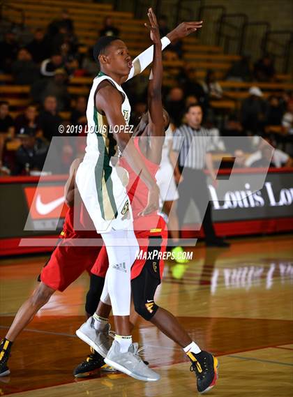 Thumbnail 2 in Long Beach Poly vs. Fairfax (Nike Extravaganza) photogallery.