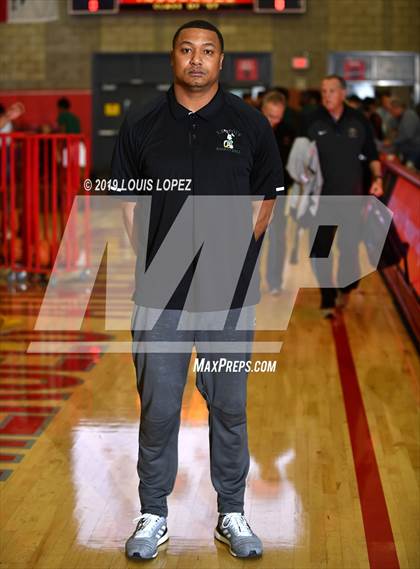 Thumbnail 2 in Long Beach Poly vs. Fairfax (Nike Extravaganza) photogallery.