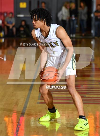 Thumbnail 3 in Long Beach Poly vs. Fairfax (Nike Extravaganza) photogallery.